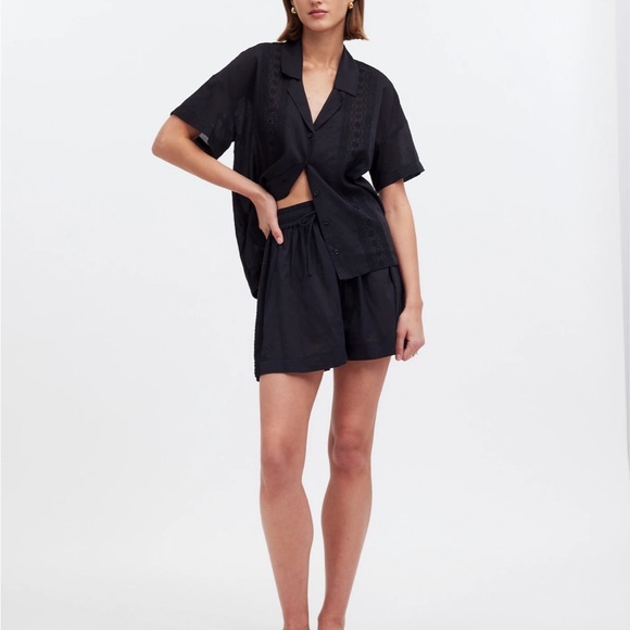 Madewell embroidered pull-on cover up shorts - Picture 2 of 5